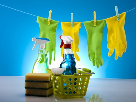 Detailed kitchen and bathroom cleaning in Kensington